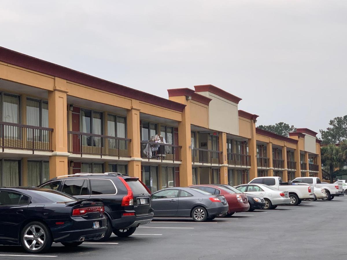 Econo Lodge Choice Hotels I 95 Savannah Gateway 24 Hour Fitness Center On Site Guest Laundry On Site Perkins Restaurant Georgetown Exterior foto